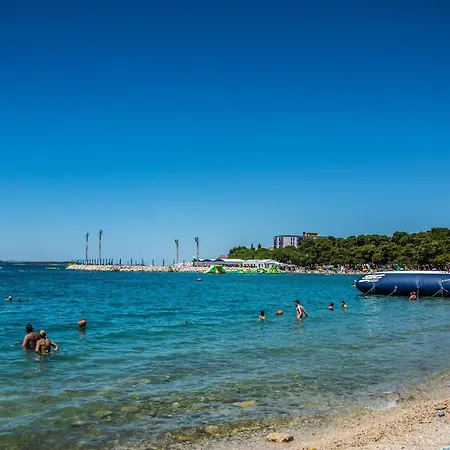 Clover * Biograd na Moru